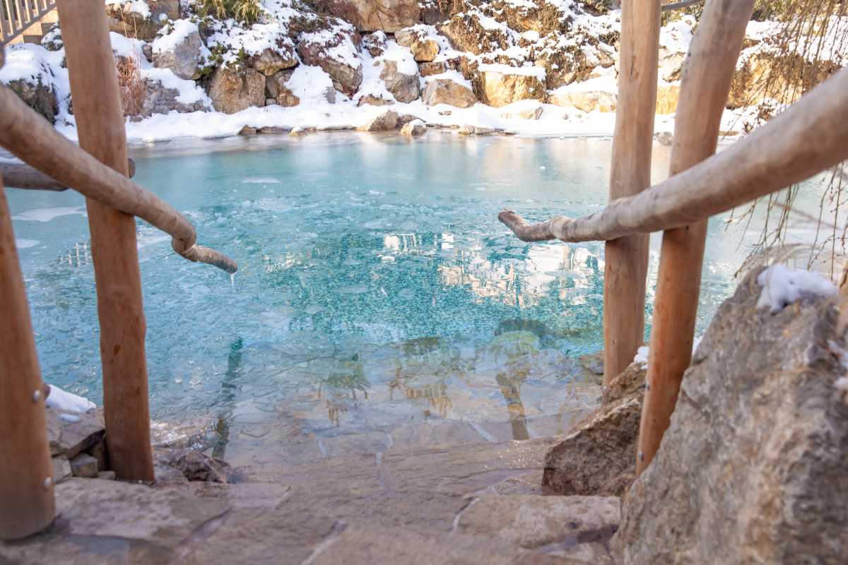 Debunking Myths About Cold Plunges for Mental Clarity